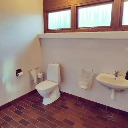 Comfortable 3- Bedroom With Free Parking Willa Roslev