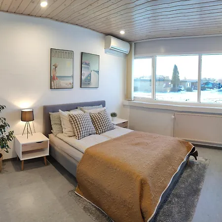 Comfortable 3- Bedroom With Free Parking Willa Roslev