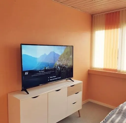 Villa Comfortable 3- Bedroom With Free Parking *